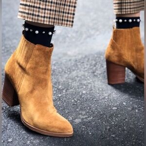 Marc Fisher Alva Brown Suede Booties Size 10